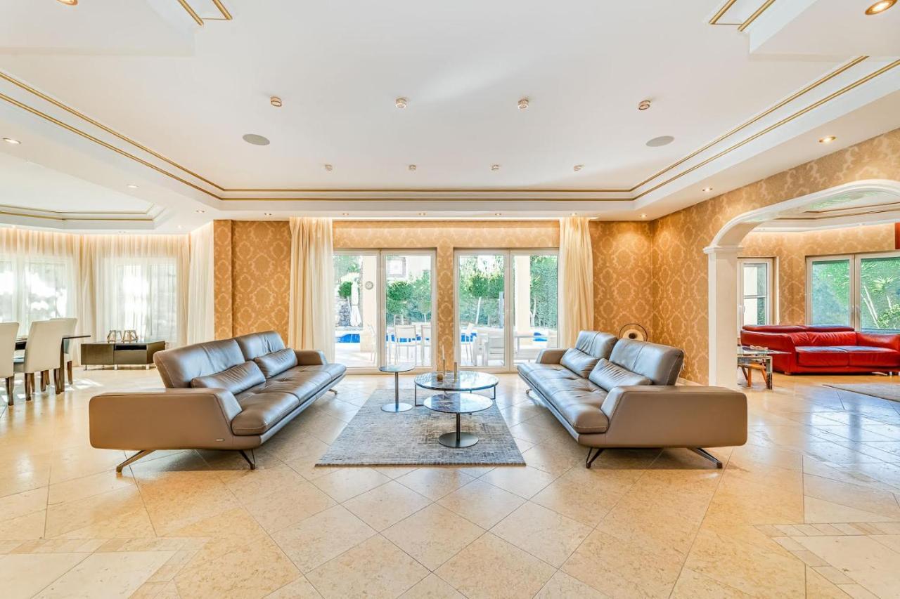Villa Svim, Walking Distance To The Beach! Marbella Buitenkant foto