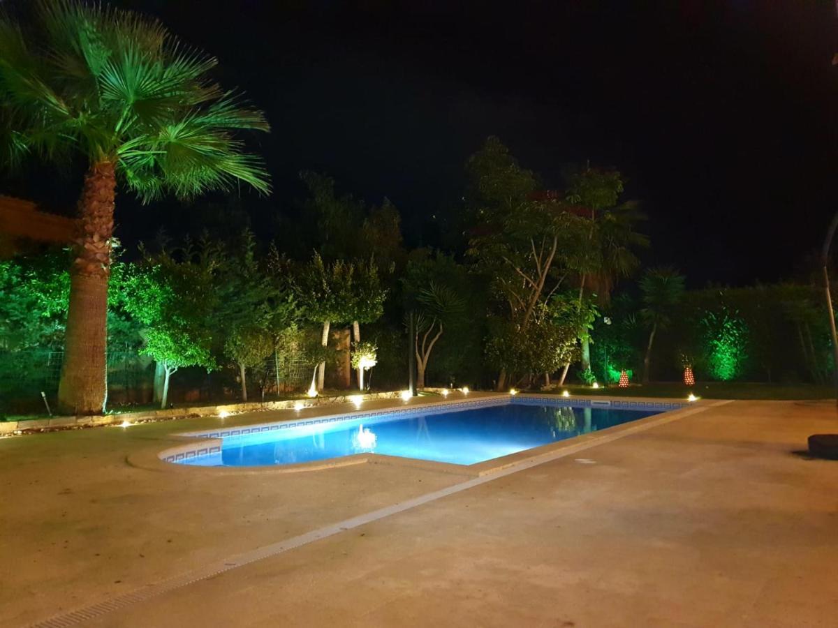 Villa Svim, Walking Distance To The Beach! Marbella Buitenkant foto