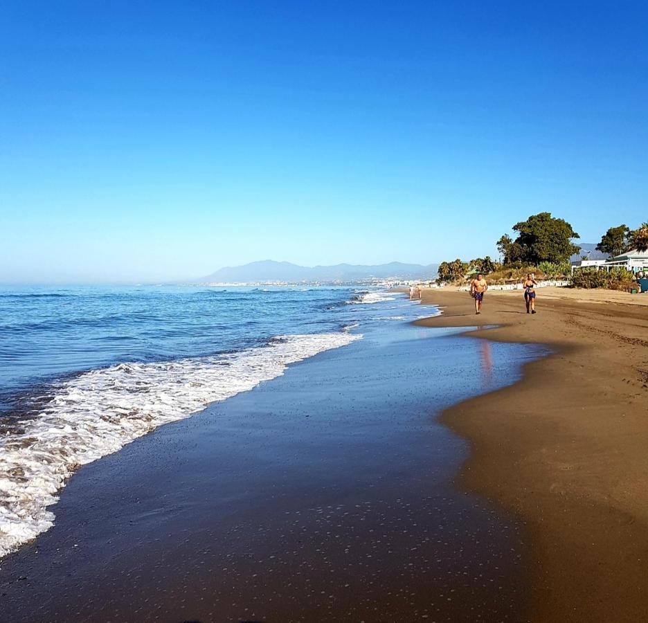 Villa Svim, Walking Distance To The Beach! Marbella Buitenkant foto